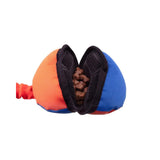 Närbild på Tug-E-Nuff Power Clam Godisgömma i färgen orange